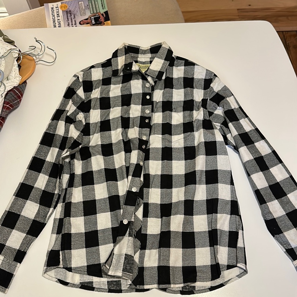 Dapper Boi Black Checkered Flannel Button-Up shirt, size small